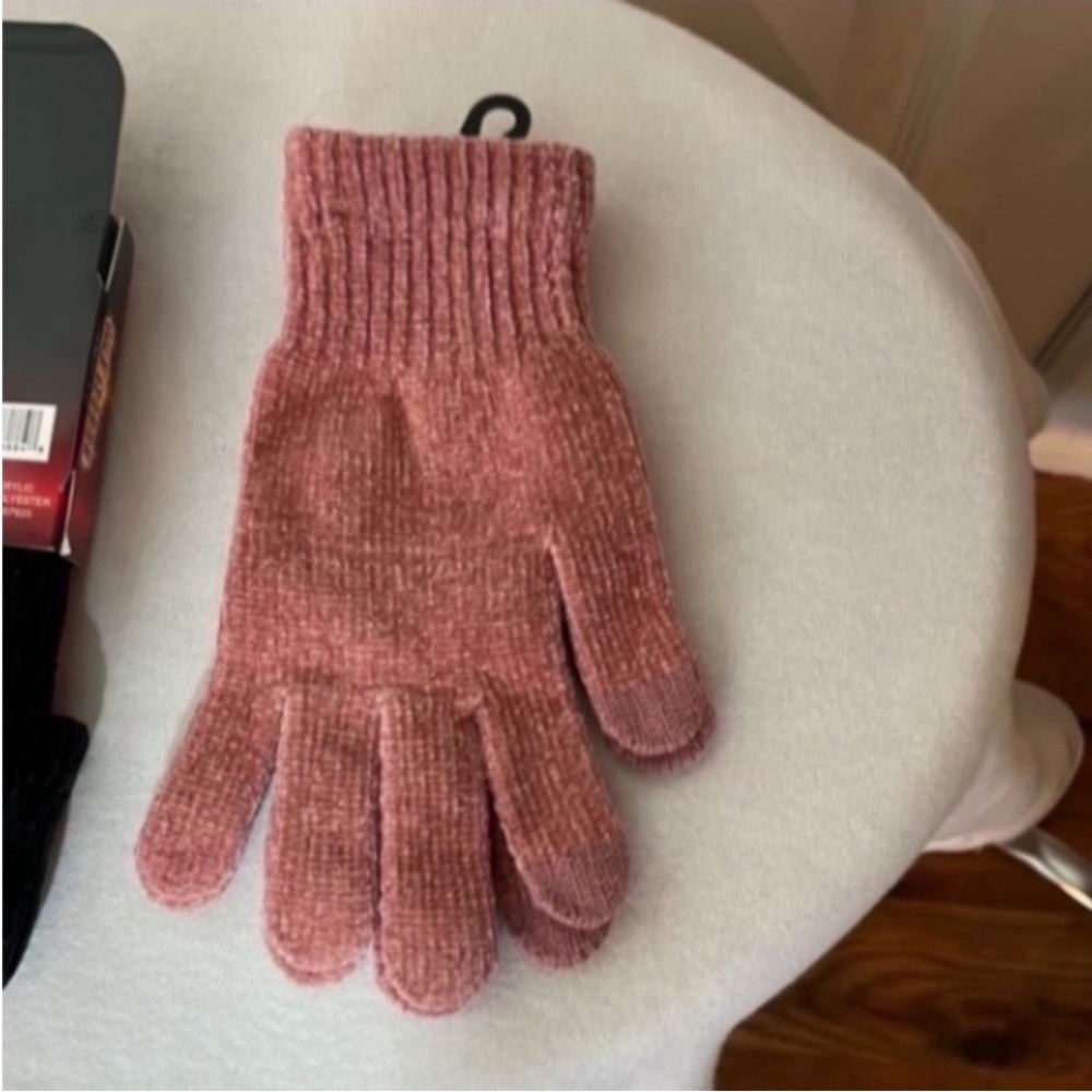 Pink Chenille Gloves Knit Beanie Thermal Black Heat Sense Thick Hat Holiday NEW - Picture 6 of 16
